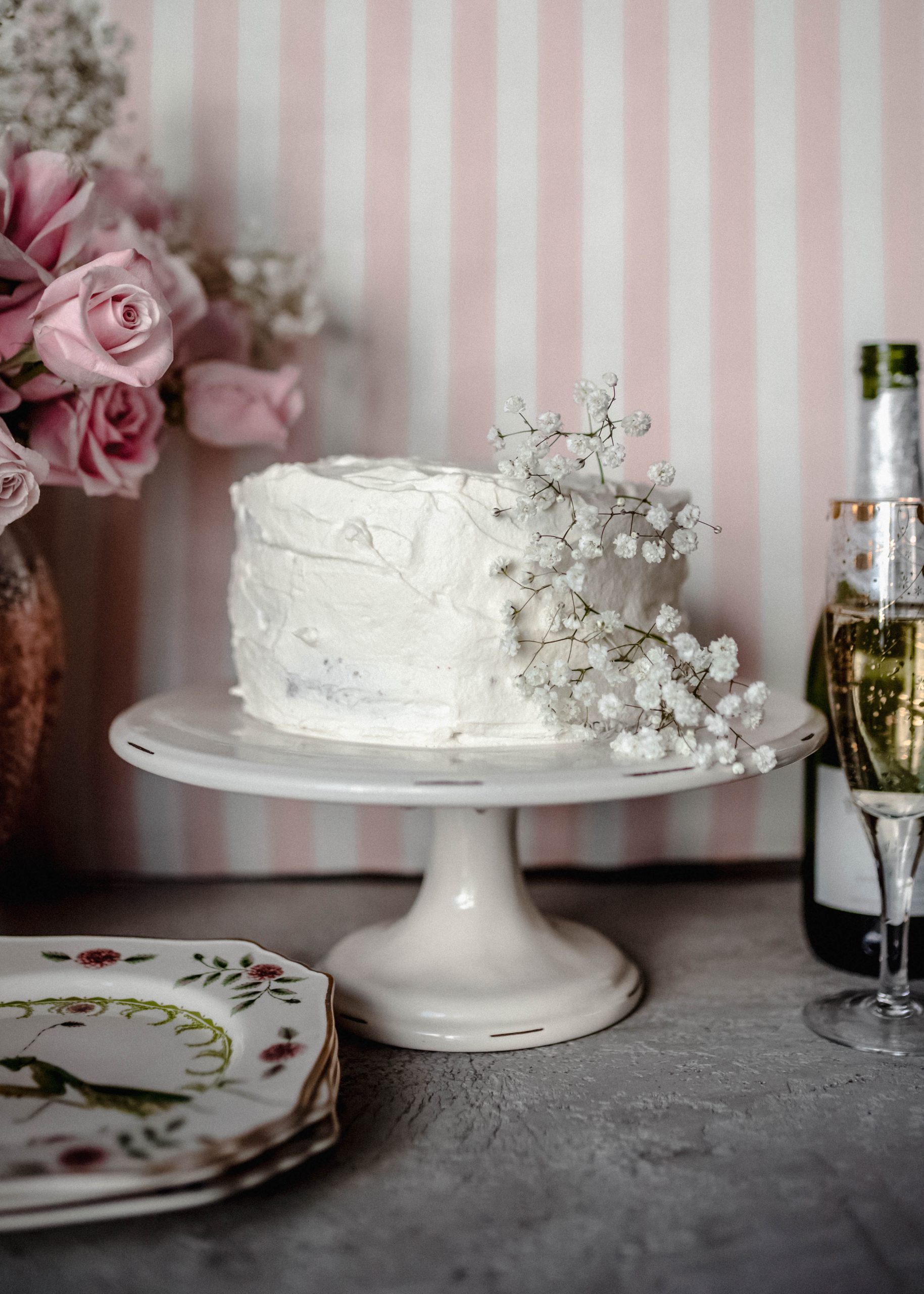 How to make a Champagne Layer Cake