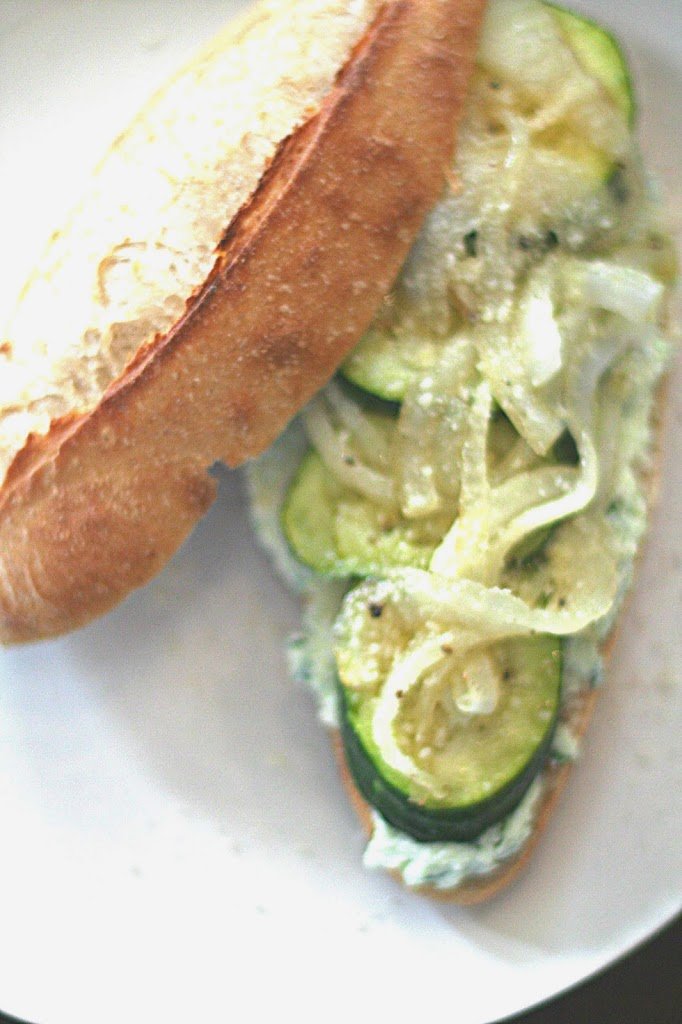zucchini ricotta sandwich recipe