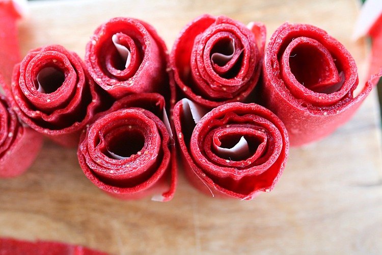how to make strawberry fruit leather